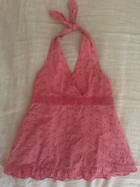 Y2K pink halter top with floral embroidery